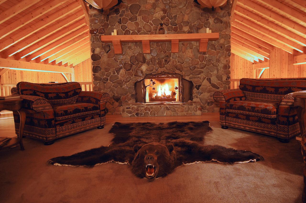 Bear Claw Lodge Kispiox Eksteriør bilde