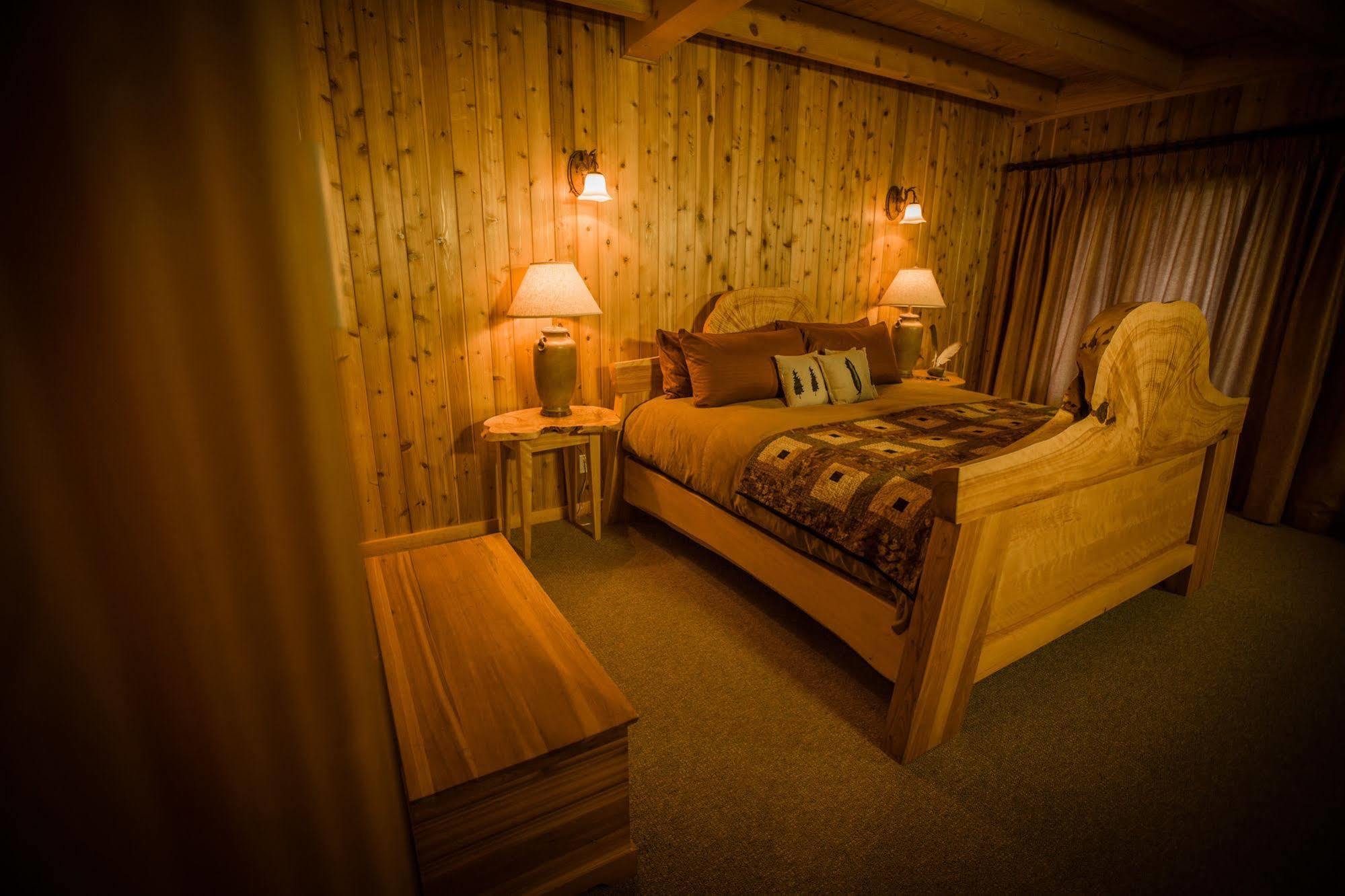 Bear Claw Lodge Kispiox Eksteriør bilde